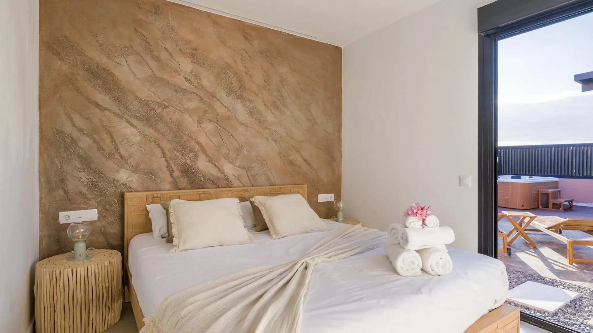 Giraud I - Luxurious Secluded Villa Next To The Sea Lajares 0*,