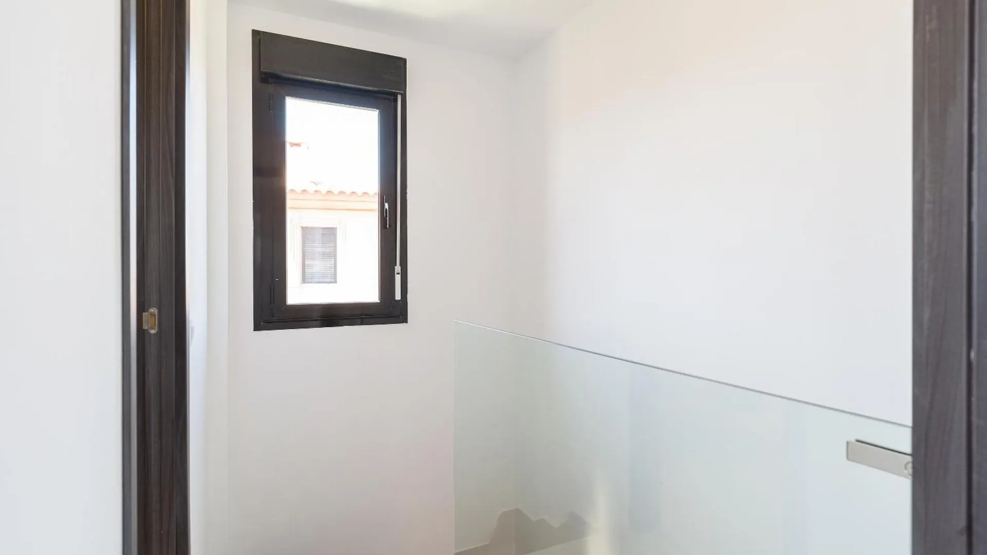 Giraud I - Luxurious Secluded Villa Next To The Sea Lajares